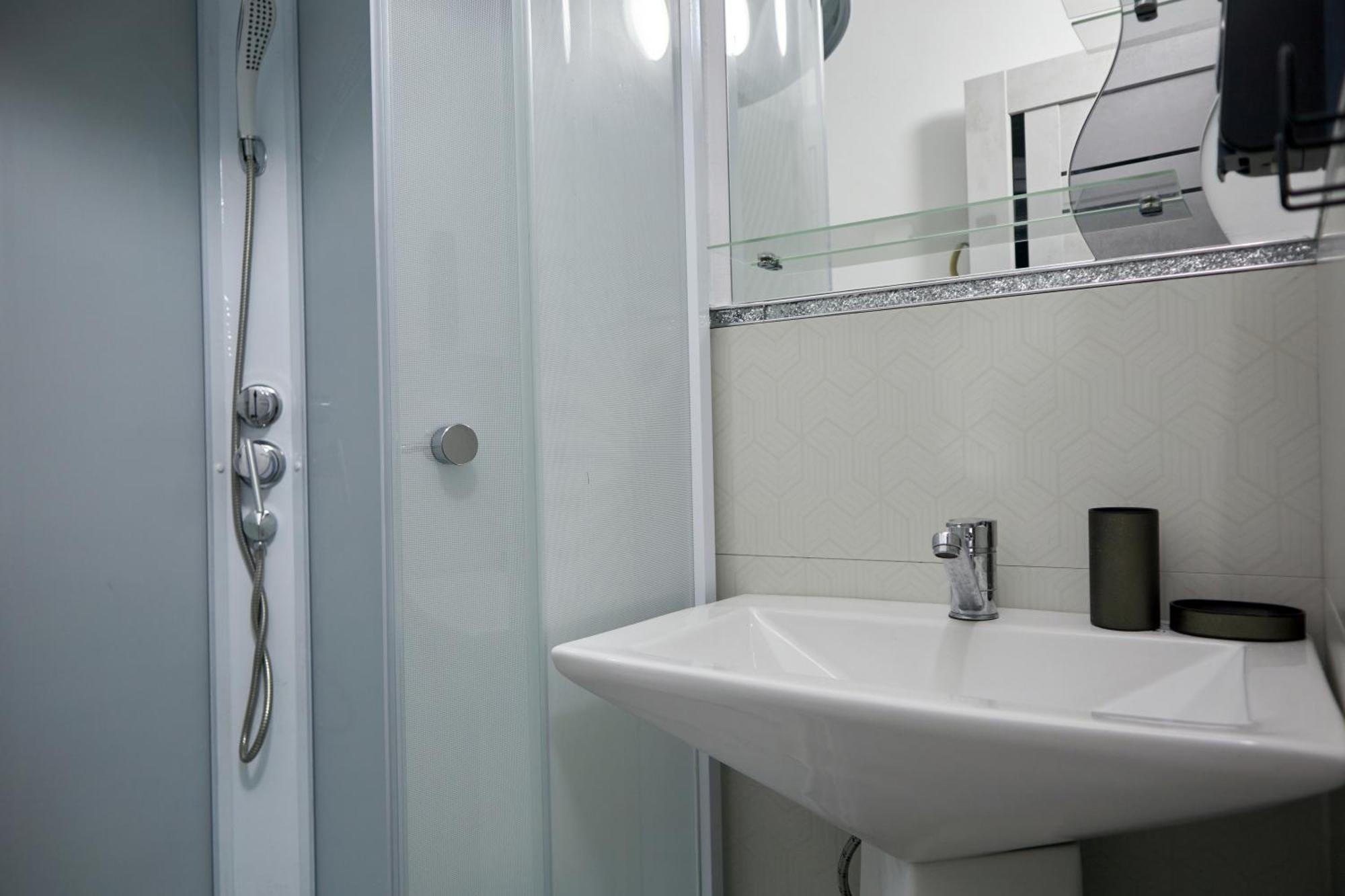 Hotel Sweet Vibe Ałma Ata Zewnętrze zdjęcie