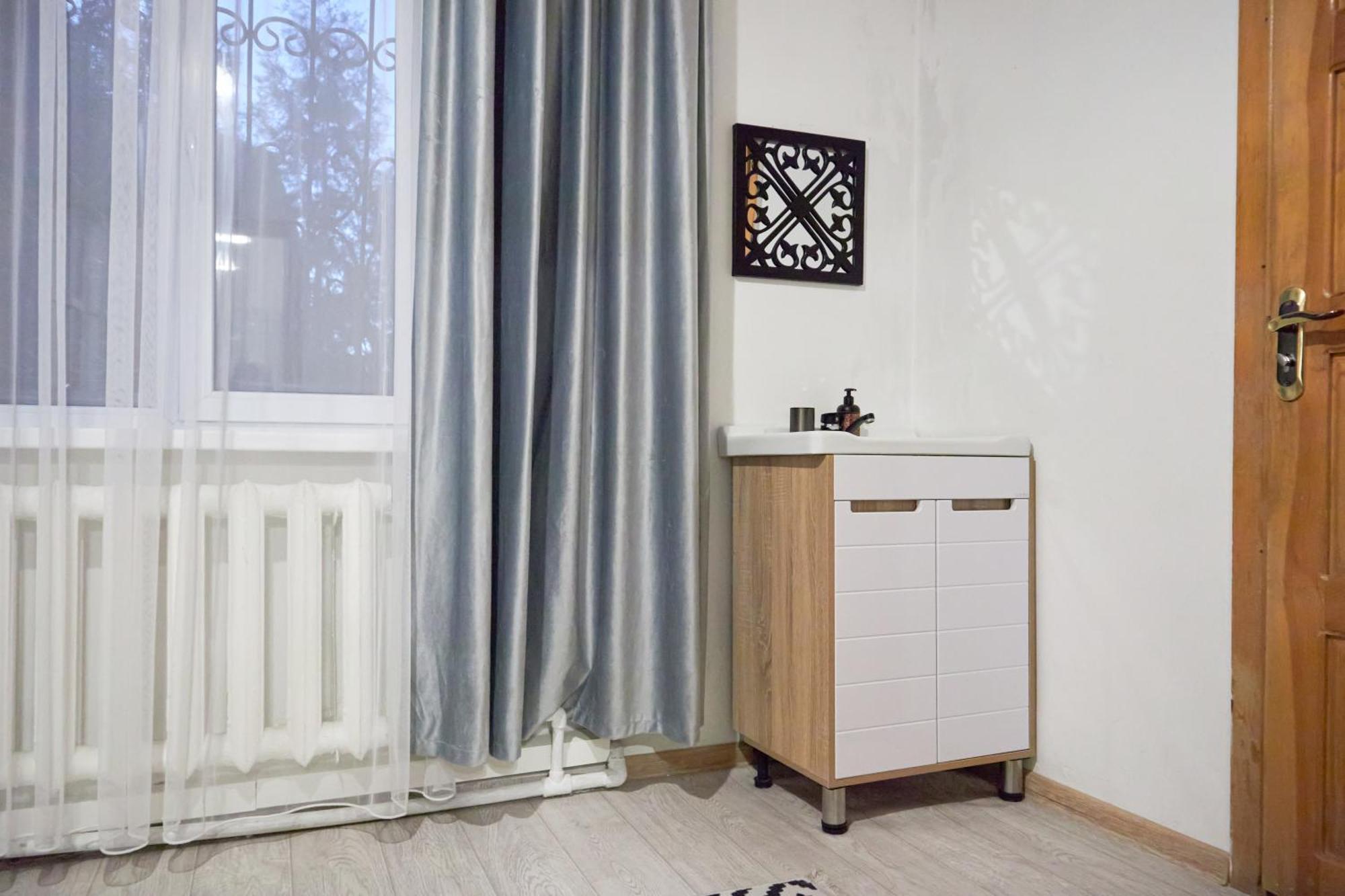 Hotel Sweet Vibe Ałma Ata Zewnętrze zdjęcie
